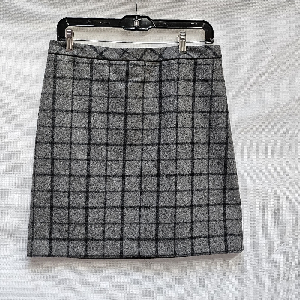 Dalia Plaid Wool Skirt Grey & Black 50% Wool 40% Polyester 10% Viscose Size 4